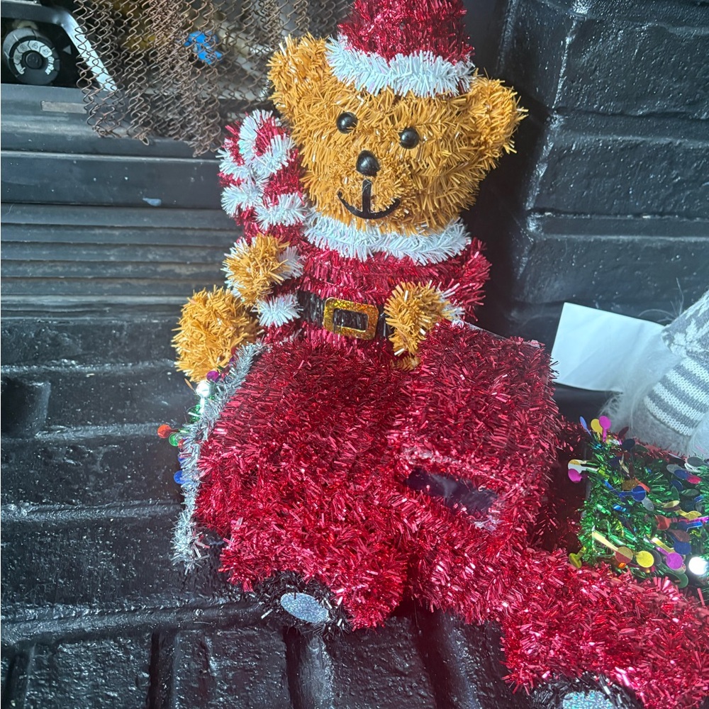 Festive Teddy Bear Christmas Decoration with Truck and Christmas Tree 🎄